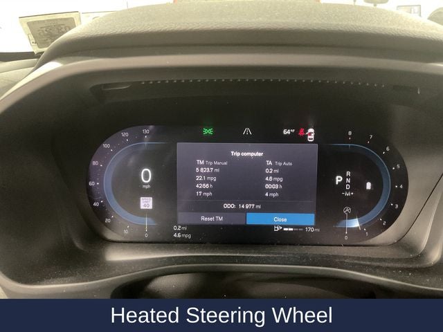 2024 Volvo XC40 B5 Plus Dark Theme