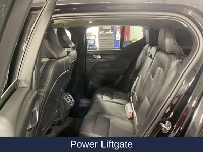 2024 Volvo XC40 B5 Plus Dark Theme