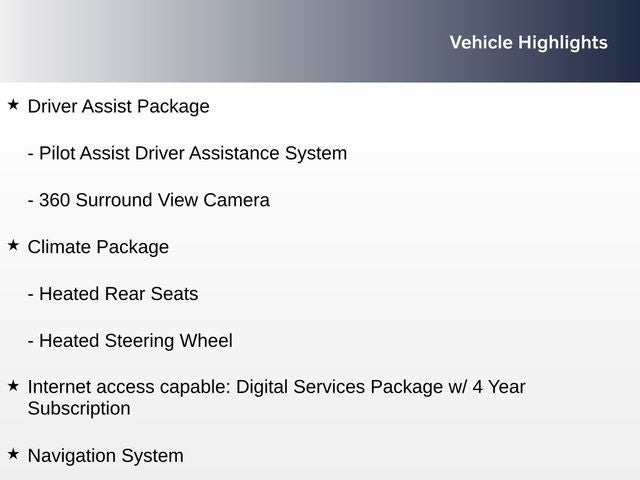 2023 Volvo XC40 B5 Plus Dark Theme