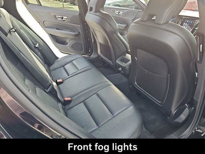 2025 Volvo V60 Cross Country B5 Plus