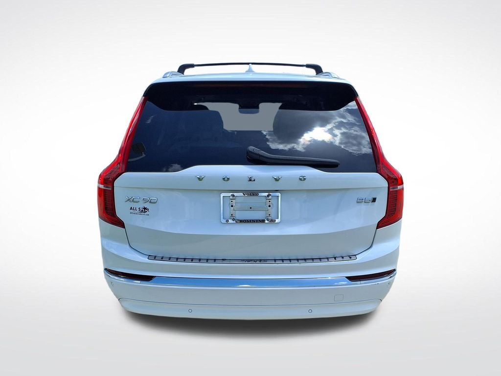 2025 Volvo XC90 B5 Core