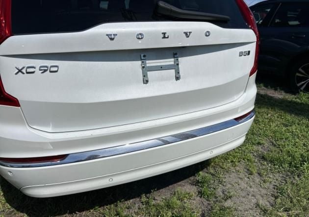 2025 Volvo XC90 B5 Core