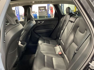 2025 Volvo XC60 B5 Core