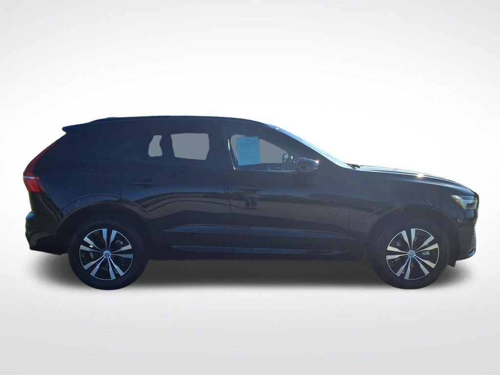 2025 Volvo XC60 B5 Core