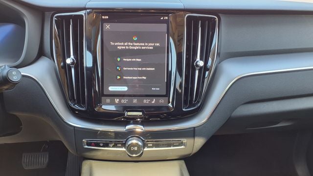 2025 Volvo XC60 B5 Core