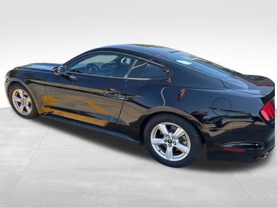 2017 Ford Mustang V6