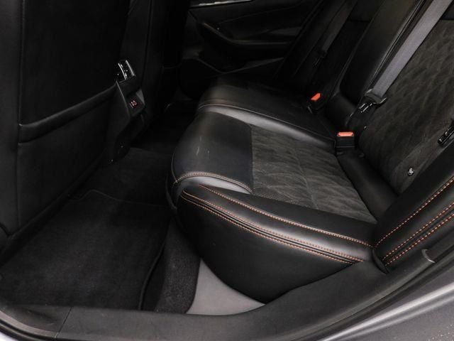 2022 Nissan Maxima SR