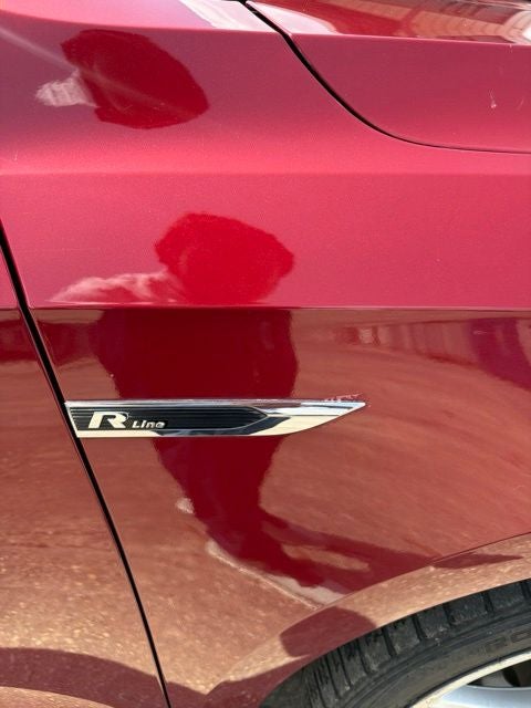 2017 Volkswagen Passat 1.8T R-Line