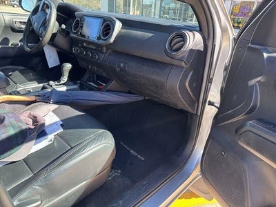 2022 Toyota Tacoma TRD Off-Road V6