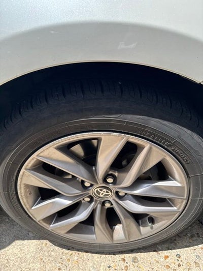 2021 Toyota Avalon XLE