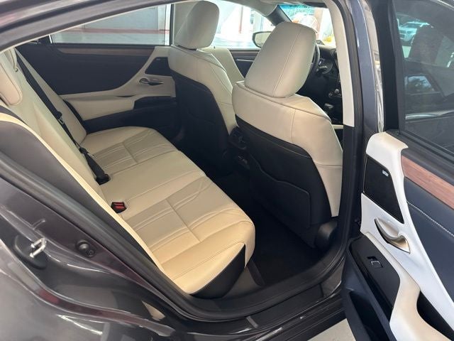 2024 Lexus ES 350 Ultra Luxury