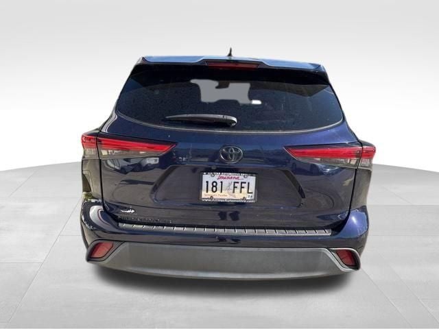 2022 Toyota Highlander L