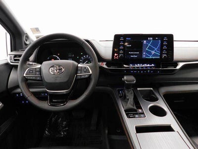 2023 Toyota Sienna XSE 7 Passenger