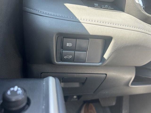 2025 Toyota Highlander Hybrid XLE