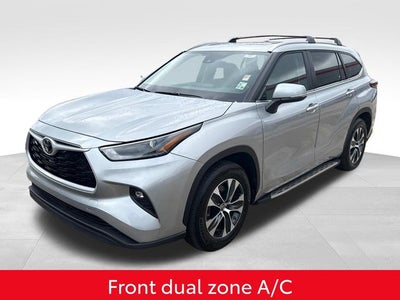2025 Toyota Highlander XLE
