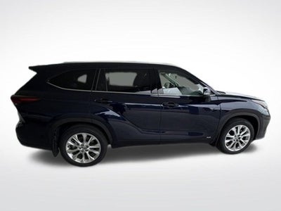 2026 Toyota Highlander Hybrid Limited