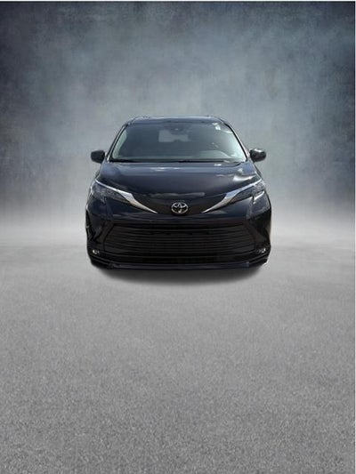 2026 Toyota Sienna XLE 8 Passenger