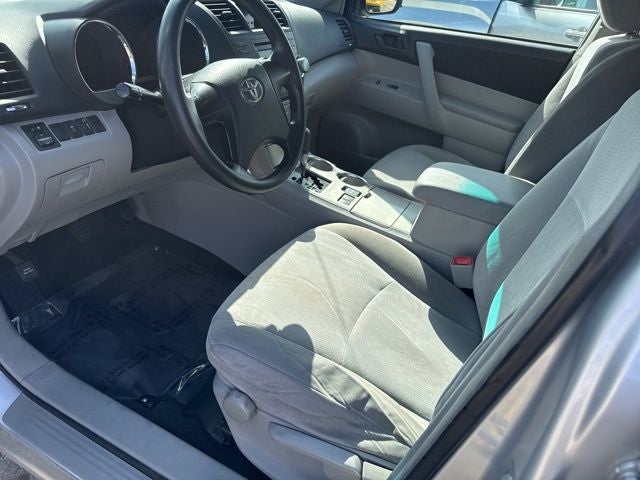 2011 Toyota Highlander Base