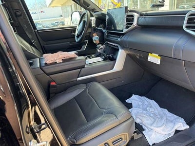 2025 Toyota Tundra Hybrid Platinum