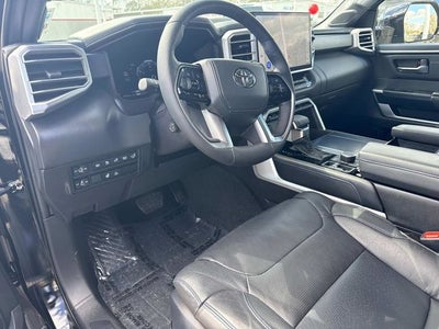 2025 Toyota Tundra Hybrid Platinum