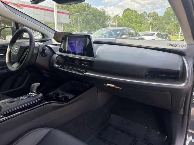 2025 Toyota Prius XLE