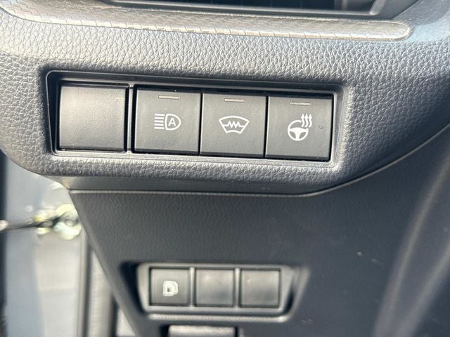 2025 Toyota Prius XLE