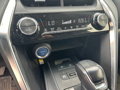 2022 Toyota Venza LE