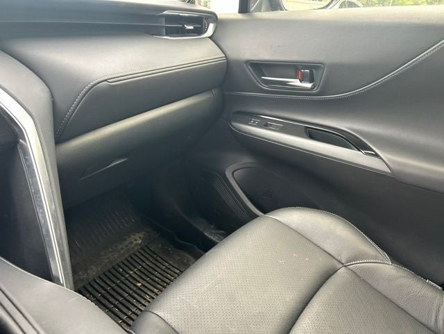 2022 Toyota Venza LE