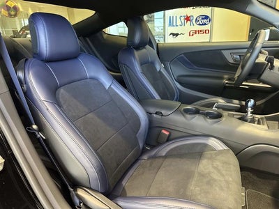 2025 Ford Mustang Dark Horse