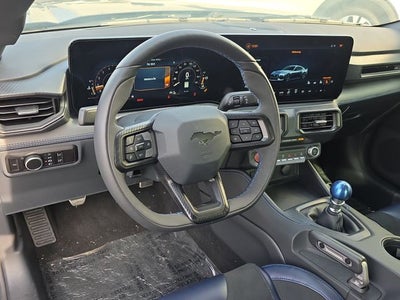 2025 Ford Mustang Dark Horse