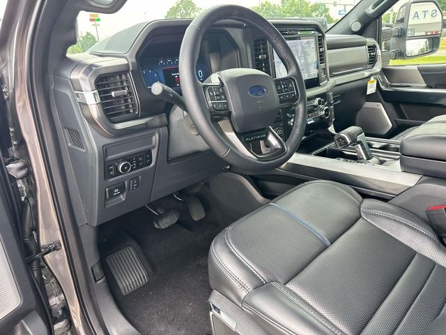 2025 Ford F-150 Platinum - Photo 23