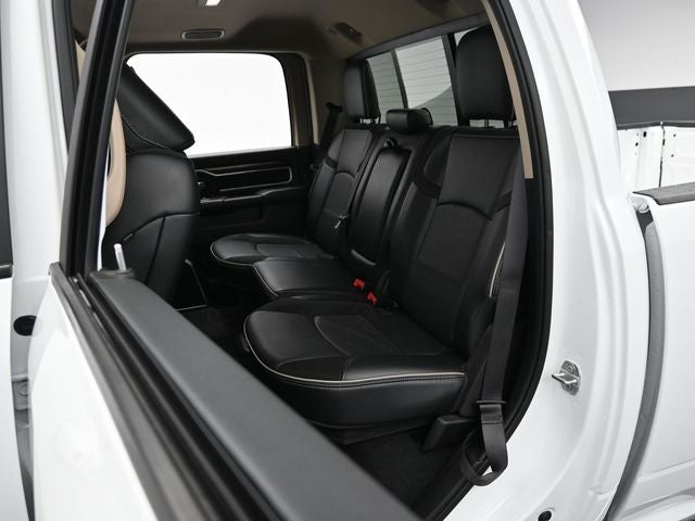 2022 RAM 3500 Laramie 20" Wheels Leather-Trimmed Seats