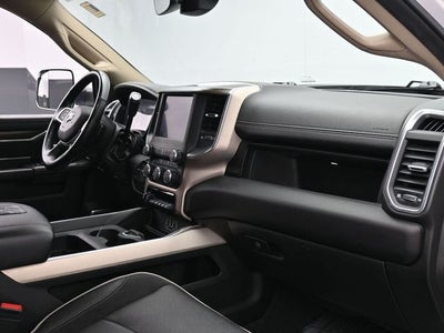 2022 RAM 3500 Laramie 20" Wheels Leather-Trimmed Seats